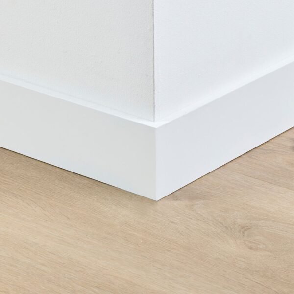 Co-pro gelakte plint amsterdam wit RAL 9016 90x12
