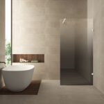 Less inloopdouche rechts 1200 x 2000 x 8 mm nano spiegelrook- naar helder glas/mat wit - Douches | Lapy