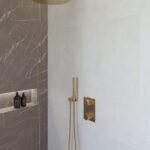 Caral inbouwthermostaat compleet met hoofddouche 30 cm en staafhanddouche geborsteld messing | Lapy