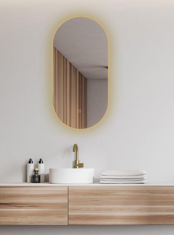 Nomi spiegel met lijst ovaal met LED, dimbaar en spiegelverwarming 50 x 100 cm goud - Spiegels met verlichting | Lapy