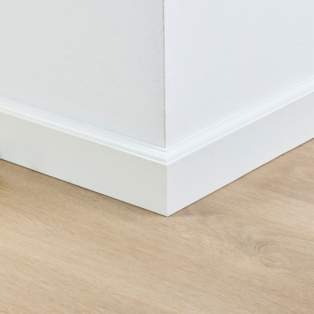 Co-pro gelakte plint praag wit RAL 9010 70x15
