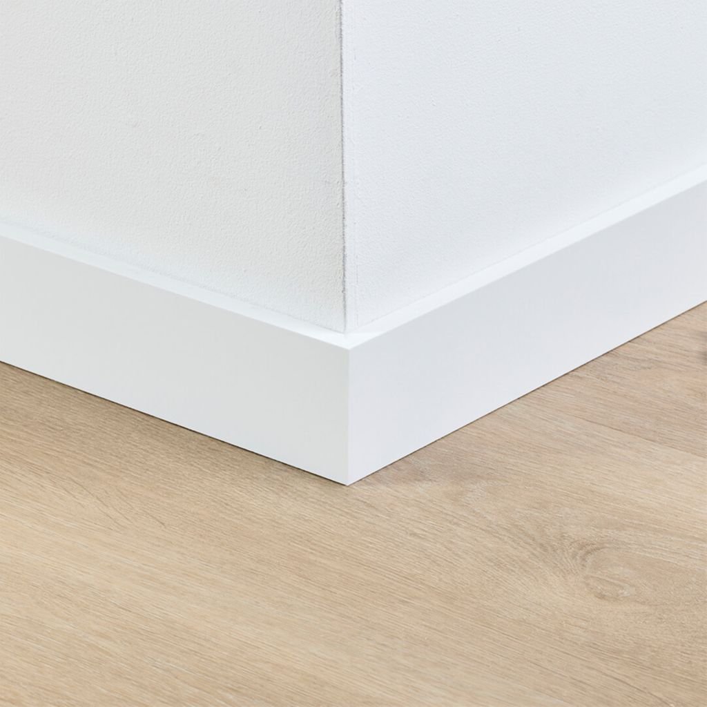 Co-pro gelakte plint amsterdam wit RAL 9016 70x12