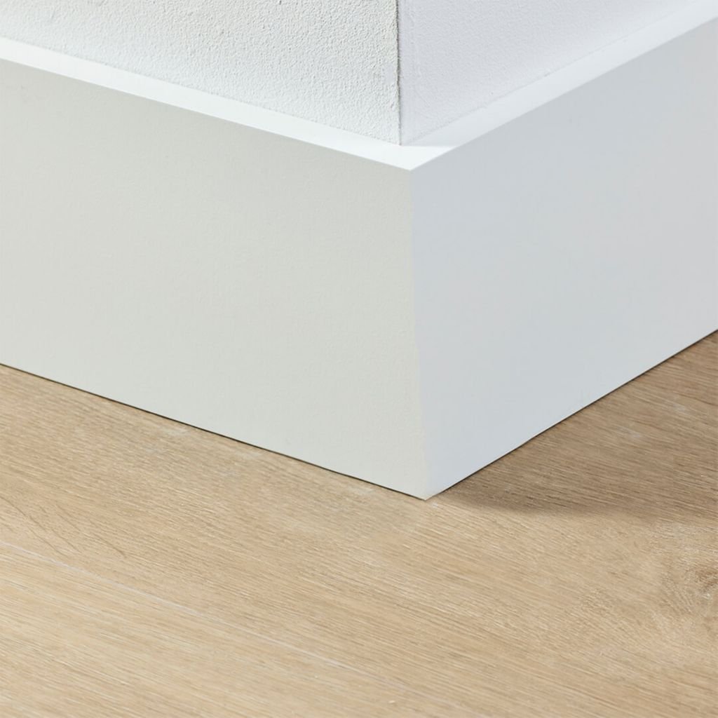 Co-pro gelakte plint amsterdam wit RAL 9010 120x15