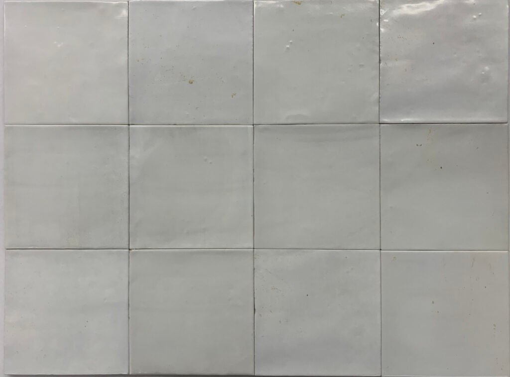 Saten White