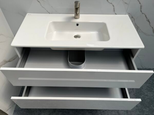 Valencia 100cm wit glans met wastafel - Badmeubels | Lapy