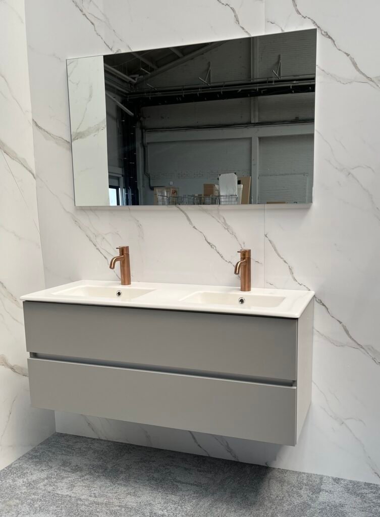 Valencia 120cm Chroom grijs met wastafel