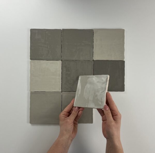 By Goof Moos Taupe handvorm 13X13 Glans - Wandtegels | Lapy